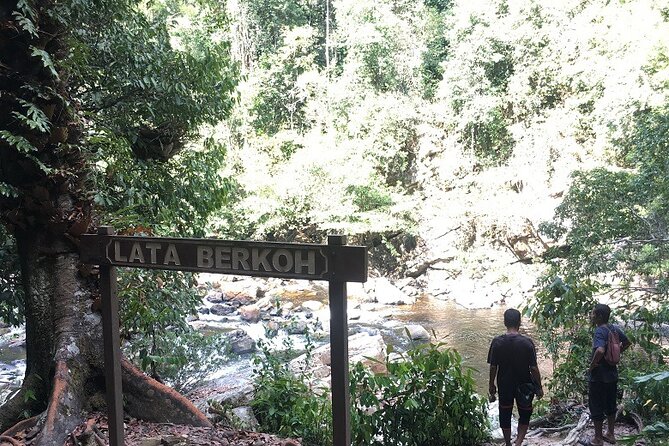 4-Day Jungle Experience in Taman Negara from Kuala Lumpur - Pack for rain, walking and a small overnight bag