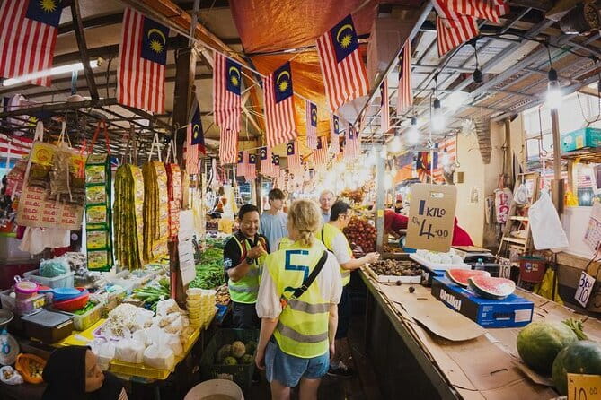 4-Hour Inspiring KL Cycling Tour - Temples, Chinatown and the old mosque