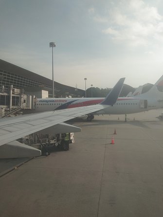 Airport Transfer Private From/To KLIA, KLIA2 - Choose the vehicle around your bags