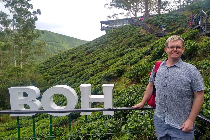 Amazing Cameron Highland Day Tour From Kuala Lumpur - Lata Iskandar: waterfall and roadside stalls