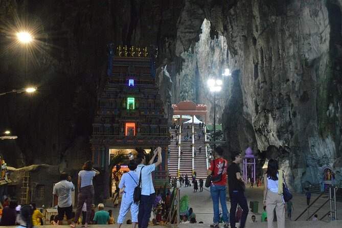 Batu Caves and Malaysian Crafts Tour from Kuala Lumpur - Who should book this tour?