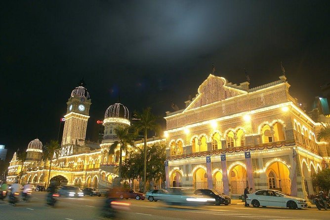 Best of KL at Night – Iconic Sights, Local Life & City Lights - Chinatown: market color and hawker food