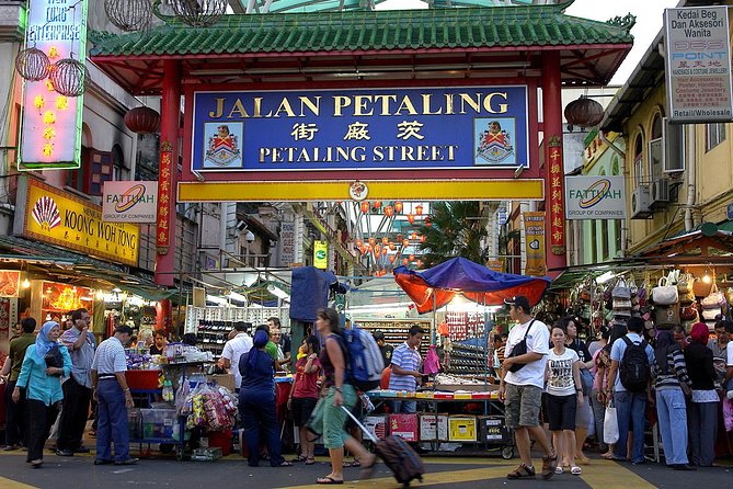 Best of KL at Night – Iconic Sights, Local Life & City Lights - Who should book this evening tour?