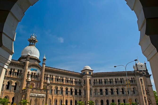Best of Kuala Lumpur City Tour Including National Museum and National Monument - The National Mosque: architecture and independence