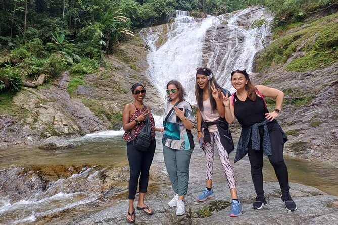 Explore Cameron Highlands: Full-Day Tour with Scenic Batu Caves - What the price includes, and what it does not