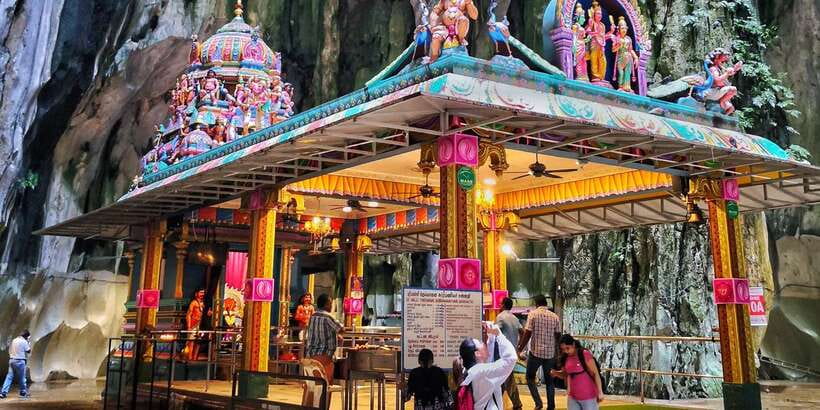 From Kuala Lumpur: Colmar Tropicale and Batu Caves Day Trip - FAQ