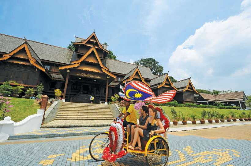 From Kuala Lumpur: Full-Day Historical Tour of Malacca - A Famosa and Malacca’s European remains