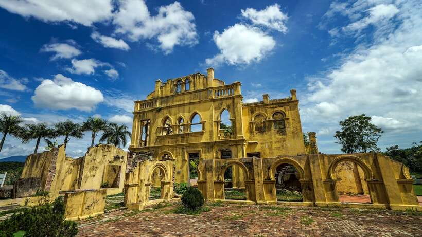 From Kuala Lumpur: Full-Day Tour to Ipoh - Perak Tong: the temple climb