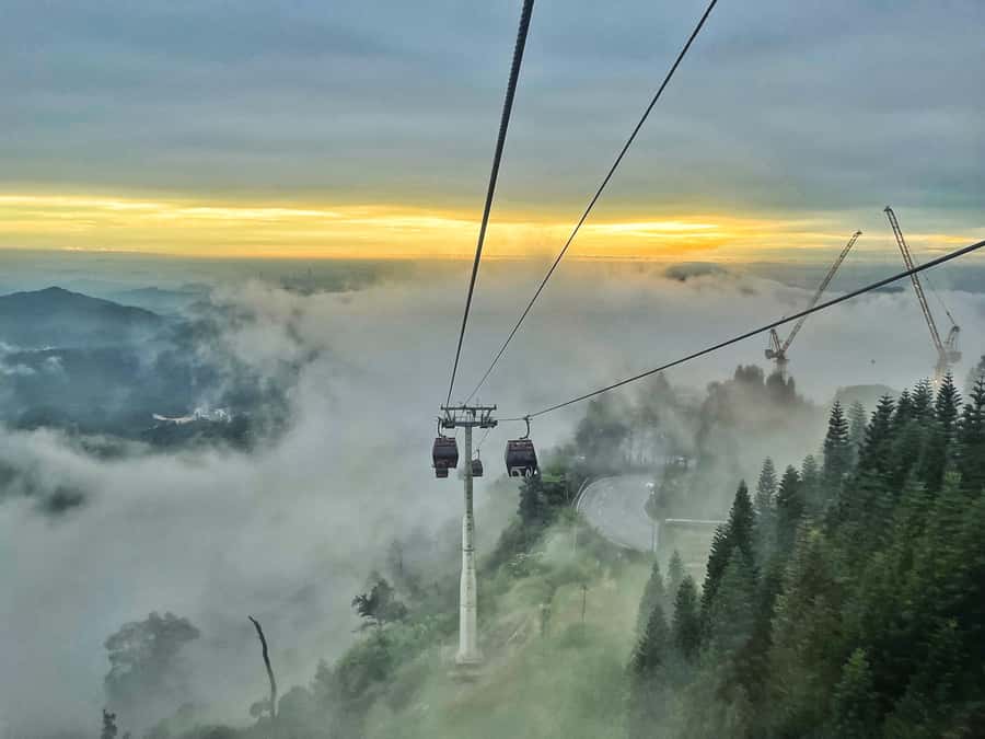 From Kuala Lumpur: Genting Highlands Day Trip with Cable Car - Making time for Chin Swee Temple