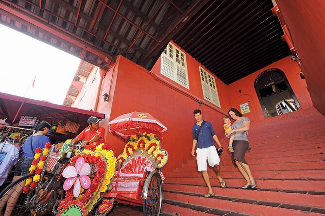 Full day in Malacca Historical Private Tour in Kuala Lumpur - Jonker Street at lunchtime