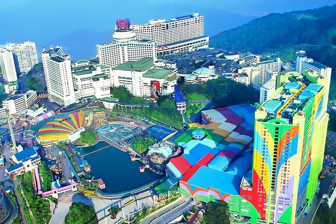 Genting Highlands Fun Day Trip from Kuala Lumpur - The mountain escape begins outside Kuala Lumpur