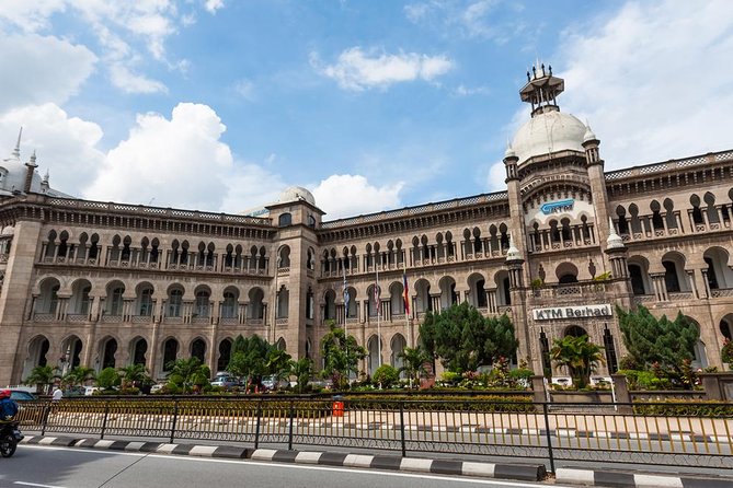 Group Tour: Half-Day Kuala Lumpur City Exploration Tour - What the guide and group format add
