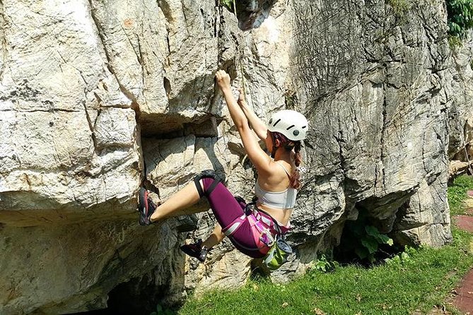 Half-Day Guided Rock Climbing in Batu Caves, Malaysia - Getting there and clarifying the finish