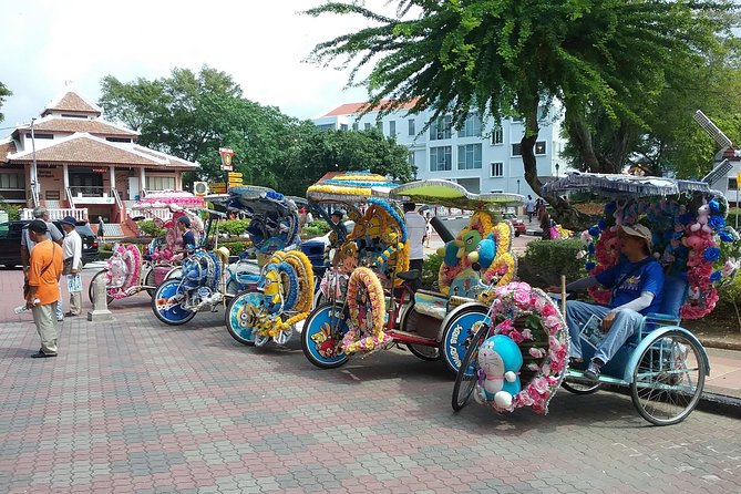 Historical Malacca Day Trip from Kuala Lumpur - Bukit China and the princess’s 500 attendants