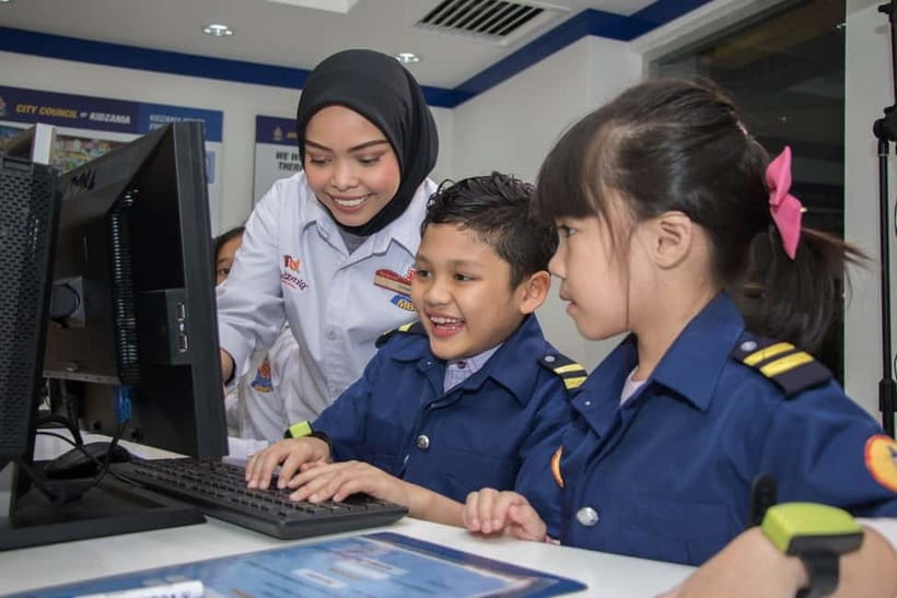 KidZania Entry Ticket - Language, staff, and the feel of the activities