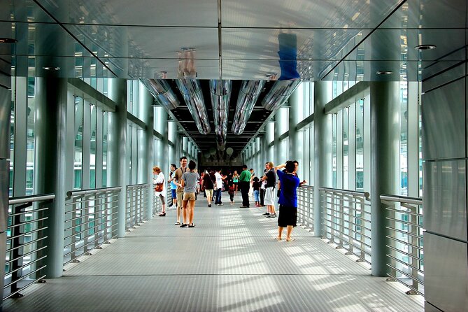 KL Tour with Petronas Twin Towers Observation Deck & Batu Cave - Batu Caves: limestone, shrines and a one-hour visit