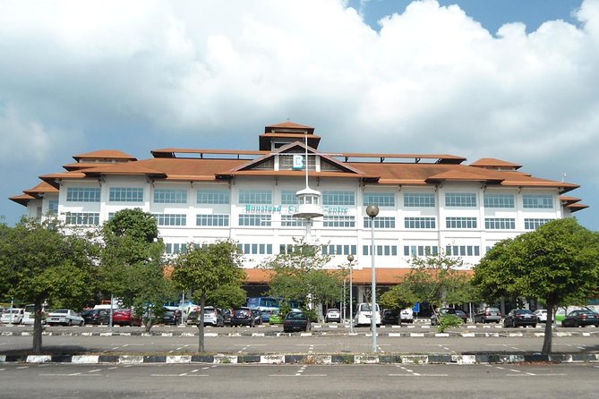 Kuala Lumpur (17 Attractions) Sightseeing Tour from Port Klang - Port pickup, traffic and the return journey