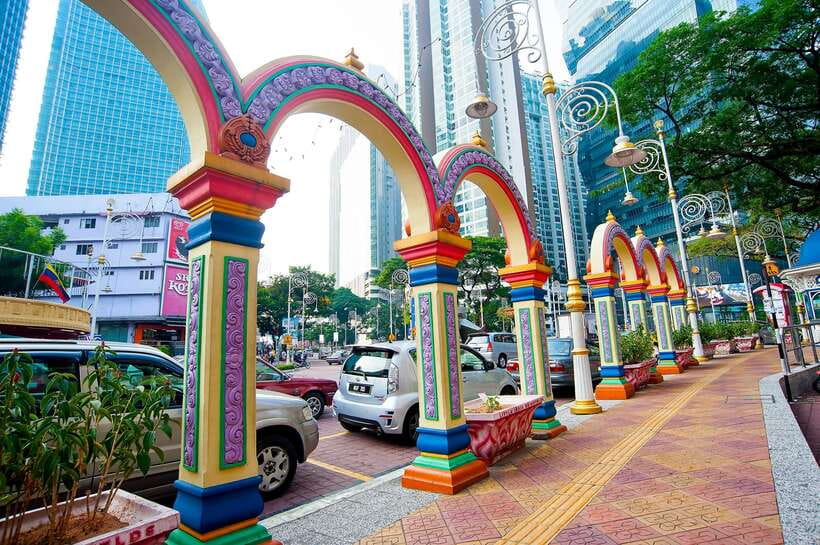 Kuala Lumpur: 4-Hour Authentic Local Markets & Event Tour - How much value does $31 buy?