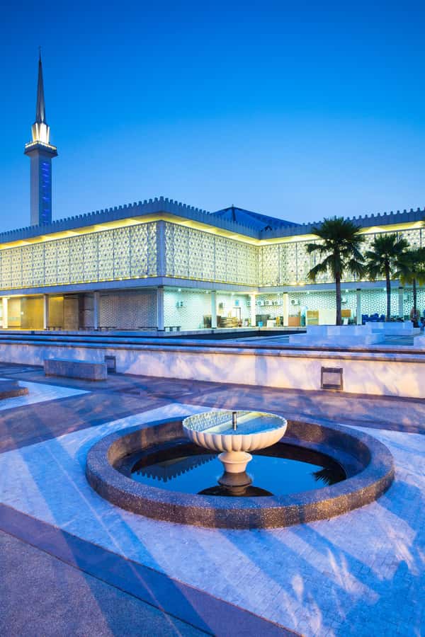 Kuala Lumpur: 4-Hour Tour & KL Towers Visit [Private] - What the guide can add