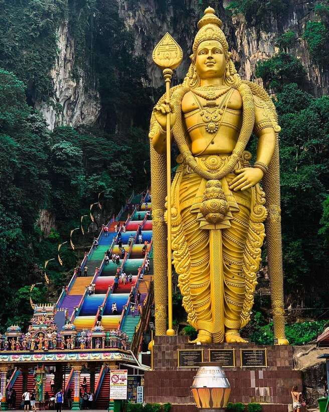 Kuala Lumpur : Batu Caves Private Tour - Ramayana Cave: a second look at the site