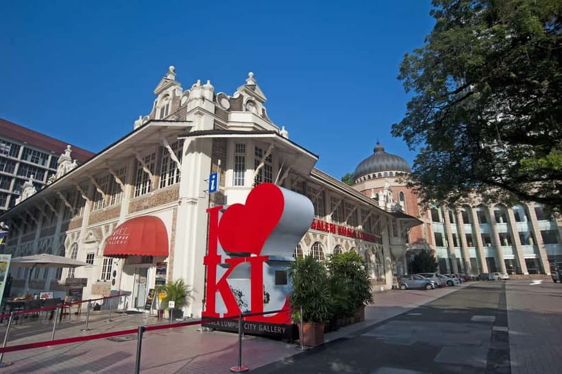 Kuala Lumpur: City Highlights, Batu Caves, and Malacca Tour - Kuala Lumpur’s landmarks, seen from the street
