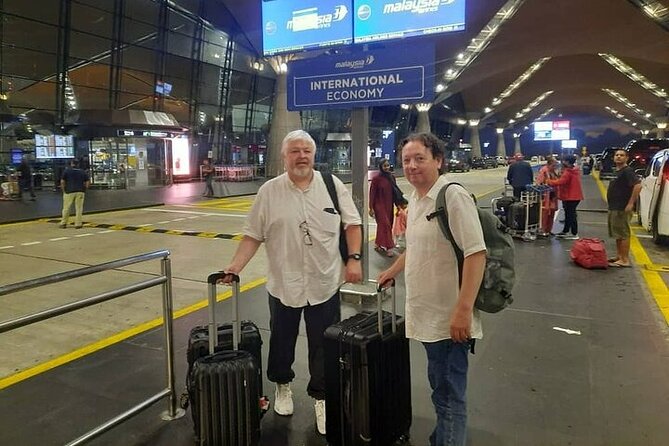 Kuala Lumpur City to Kuala Lumpur International Airport Transfer - Late-night pickups and the 50% surcharge
