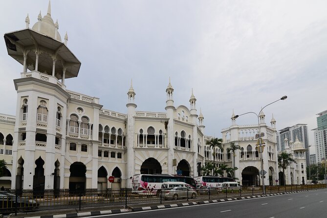 Kuala Lumpur City Tour (8 hours) - Batu Caves, temples and a stop for crafts