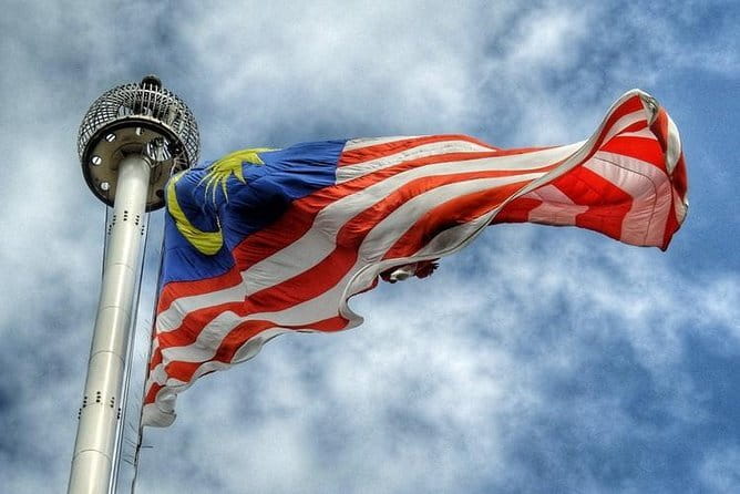 Kuala Lumpur City Tour with 21 Attraction (Private) - The skyline: Merdeka 118, KL Tower and the Twin Towers