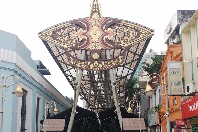 Kuala Lumpur City Tour - Night stops: Chinatown, fountains and street food