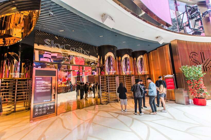 Kuala Lumpur: Genting Highland Tour with SkyWorld Theme Park - Who should book this Genting day trip?