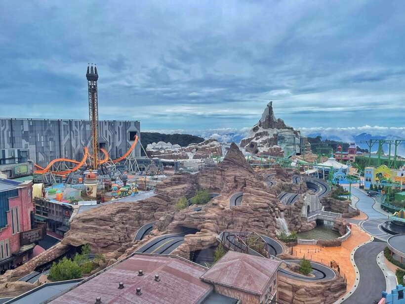 Kuala Lumpur: Genting Highlands & Batu Caves Day Trip - The ride into Genting Highlands