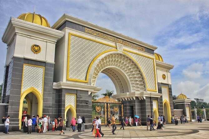 Kuala Lumpur Grand Full Day Guided Tour with 25 Attractions (SIC) - From the palace to the city’s big landmarks