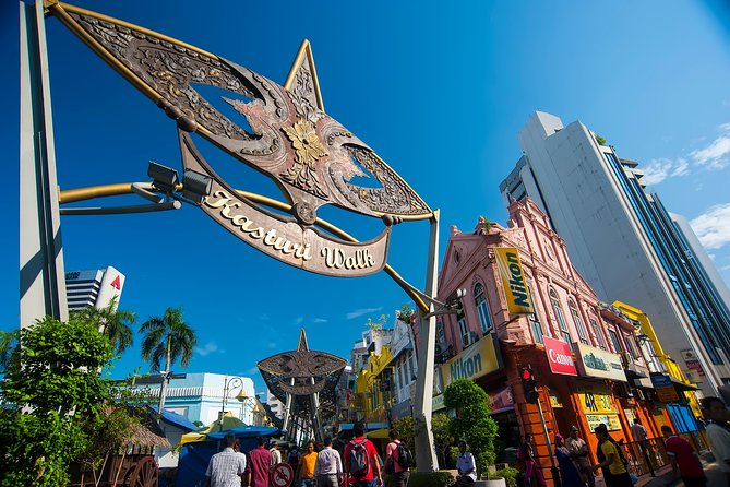 Kuala Lumpur Grand Full Day Guided Tour with 25 Attractions (SIC) - The tower, Saloma Bridge and the ride back
