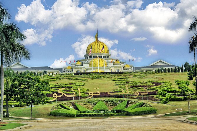Kuala Lumpur Half Day City Tour (Private Tour) - From the Twin Towers to the city’s older landmarks