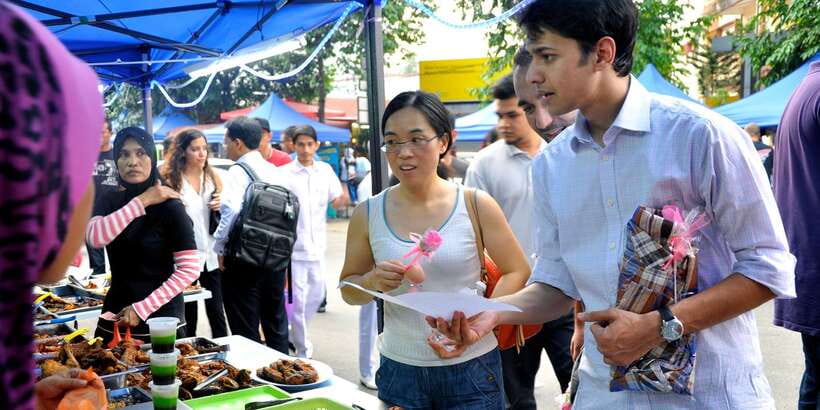 Kuala Lumpur: Half Day Local Food Walking Tour - What $60 buys you