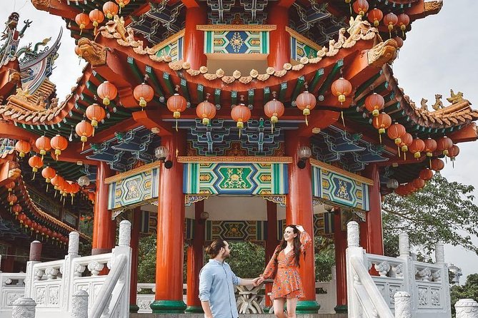 Kuala Lumpur Instagram Tour Most Famous Spots - The Twin Towers and Thean Hou Temple
