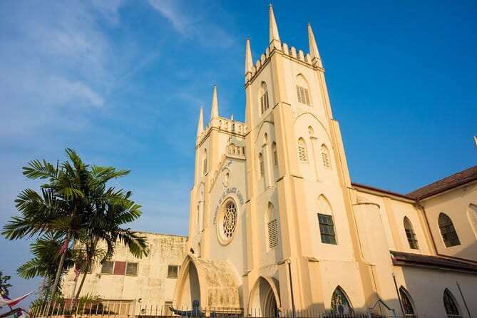 Kuala Lumpur Malacca River Cruise and Historical Tour with Lunch - Kampung Morten and a final stop at Sin Hiap Hin