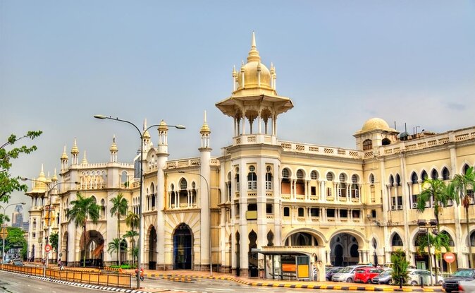 Kuala Lumpur Must-See Landmarks with Professional Tour Guide - What to know before you book