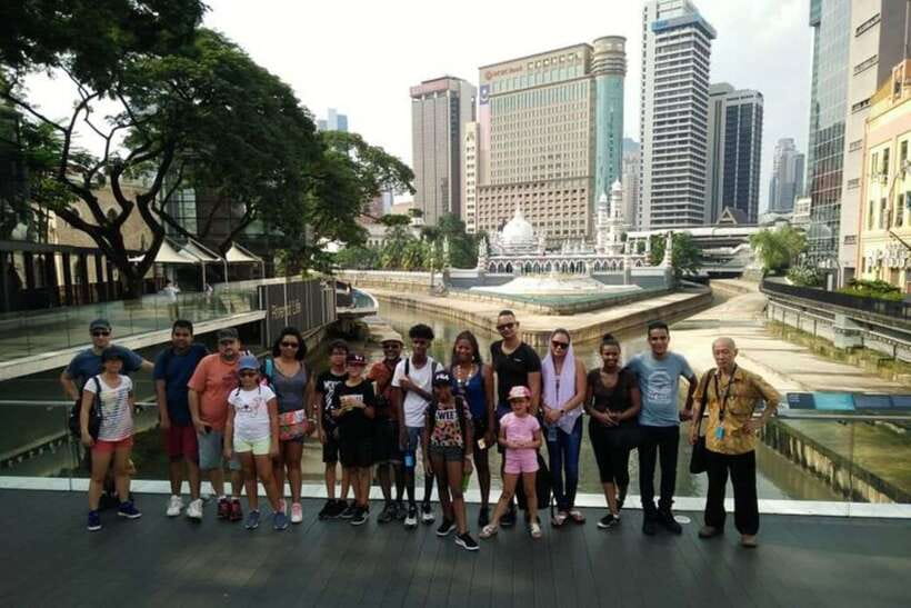 Kuala Lumpur: Private custom walking tour with a local guide - What the price buys you