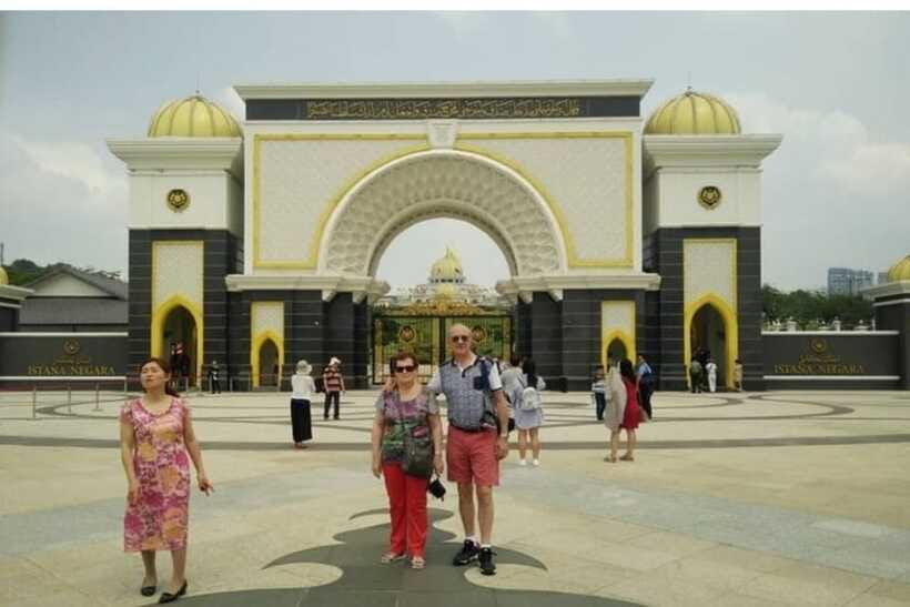 Kuala Lumpur: Private custom walking tour with a local guide - Small preparations that improve the day