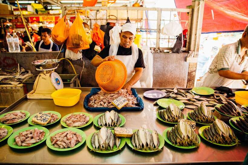 Kuala Lumpur: Private Food Tour – 10 Tastings with Locals - Your guide is the difference between eating and understanding