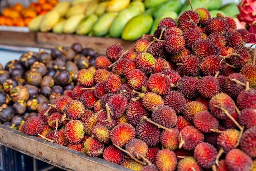 Kuala Lumpur: Private Food Tour – 10 Tastings with Locals - Is $75 worth it for a three-hour walk?