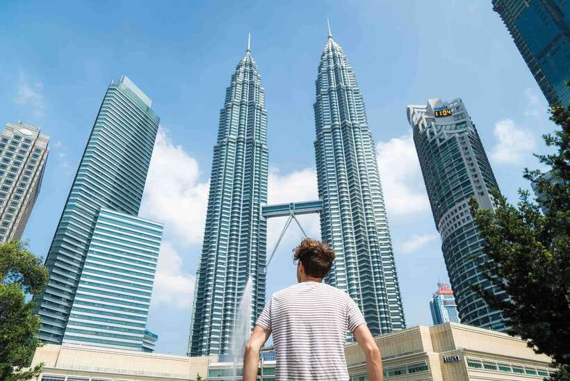 Kuala Lumpur: Private Highlights Instagram Tour - Batu Caves: a landmark with a stair test