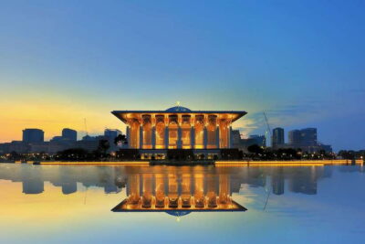 Putrajaya City Tour with Lake Cruise