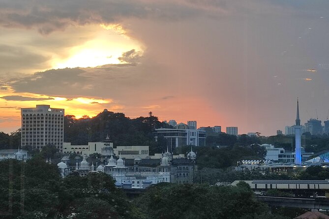 Kuala Lumpur's Nightlife Secrets and Street Food - Who will get the most from this walk