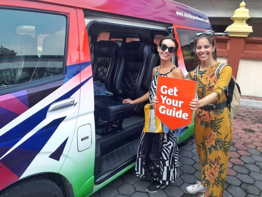 Kuala Lumpur: Sightseeing by Private Vehicle with Driver - Should you book it?
