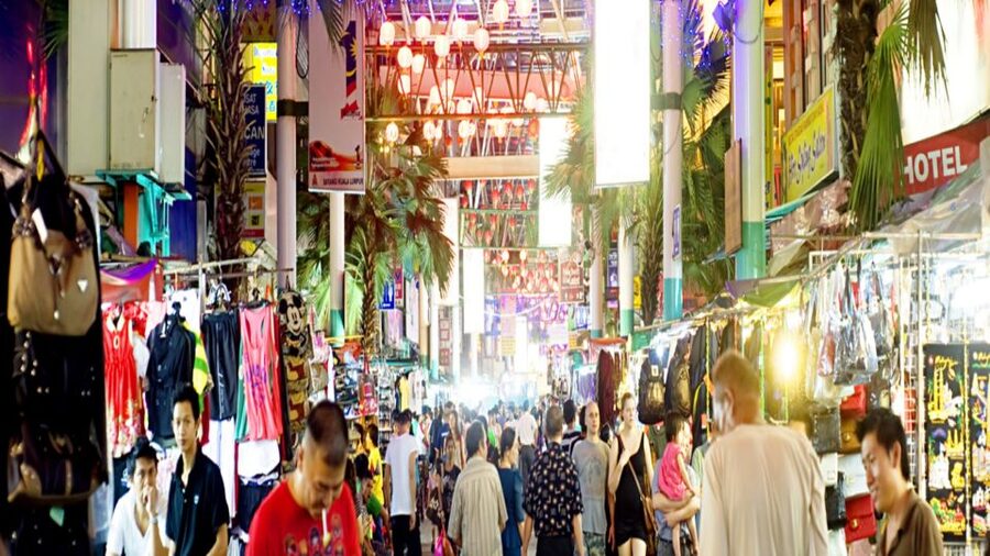 Kuala Lumpur: Street Market Exploration & Shopping Tour - A flexible guide can make the route better