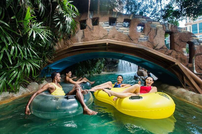 Kuala Lumpur: Sunway Lagoon Entry Ticket - Start early for the Water Park
