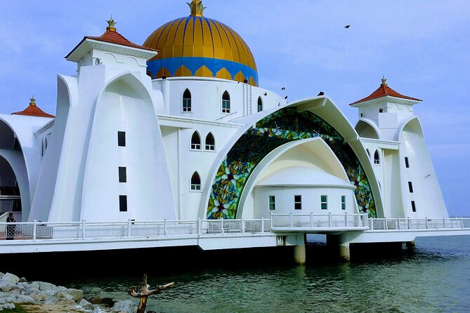 Malacca Day Tour - Dutch Square and the former Dutch offices