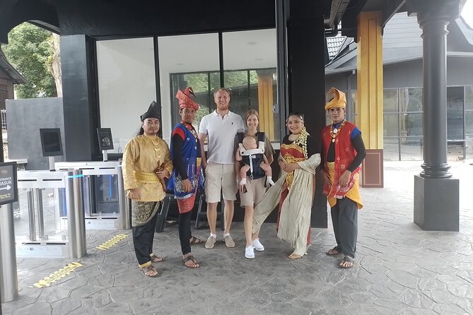 MALACCA DAY TRIP (Price based per Car) - A private drive makes Melaka easier to reach
